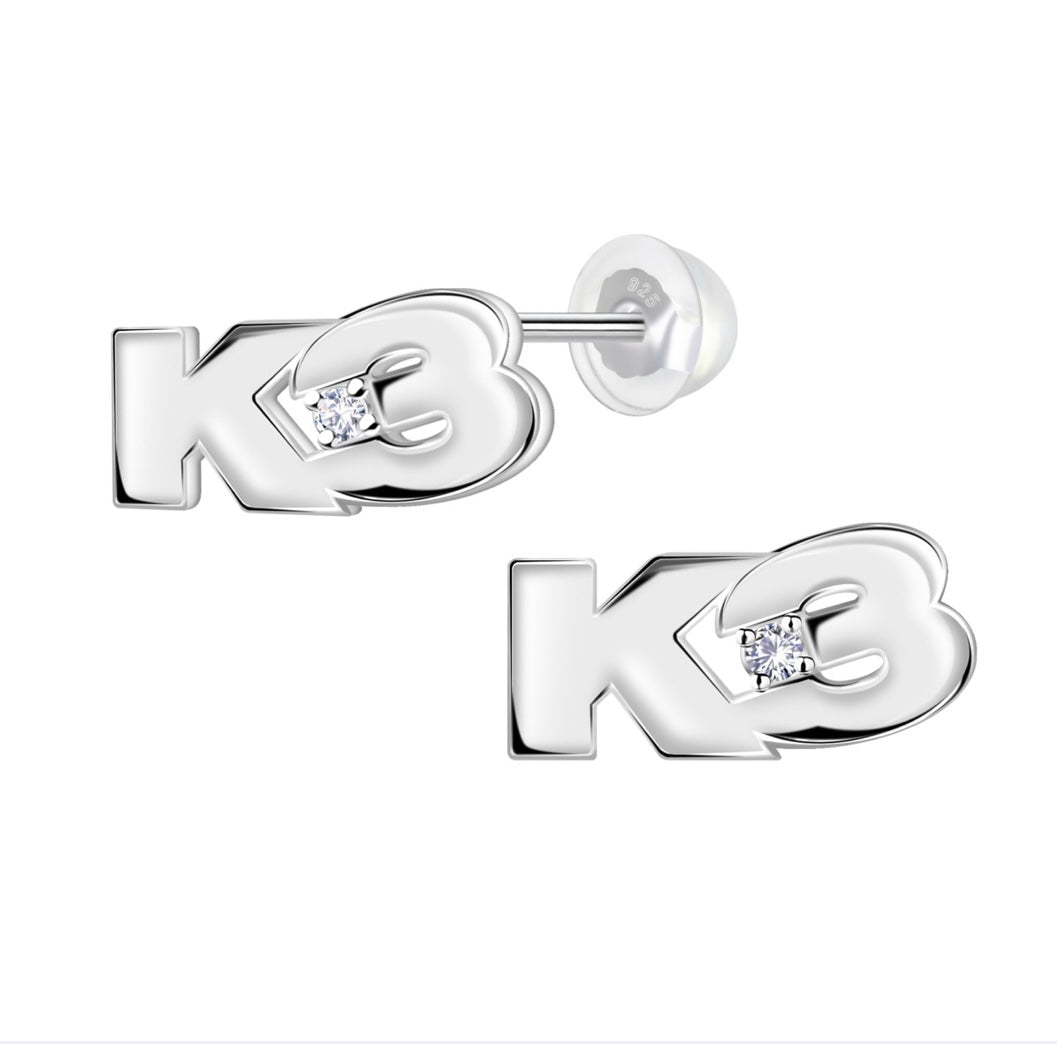 Zilveren oorstekers k3 collectie, k3 logo met kristal.